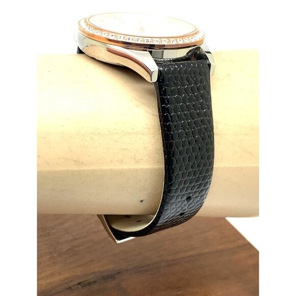 JBW Womens Watch J6367-10C Quartz 10 Year Anniversary Crystals Pave Leat… - Picture 11 of 14